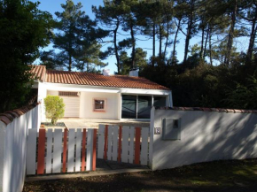 Charmante maison rénovée en lisière de forêt, 600m de la plage, 2 jardins clos, confort moderne - FR-1-323-371